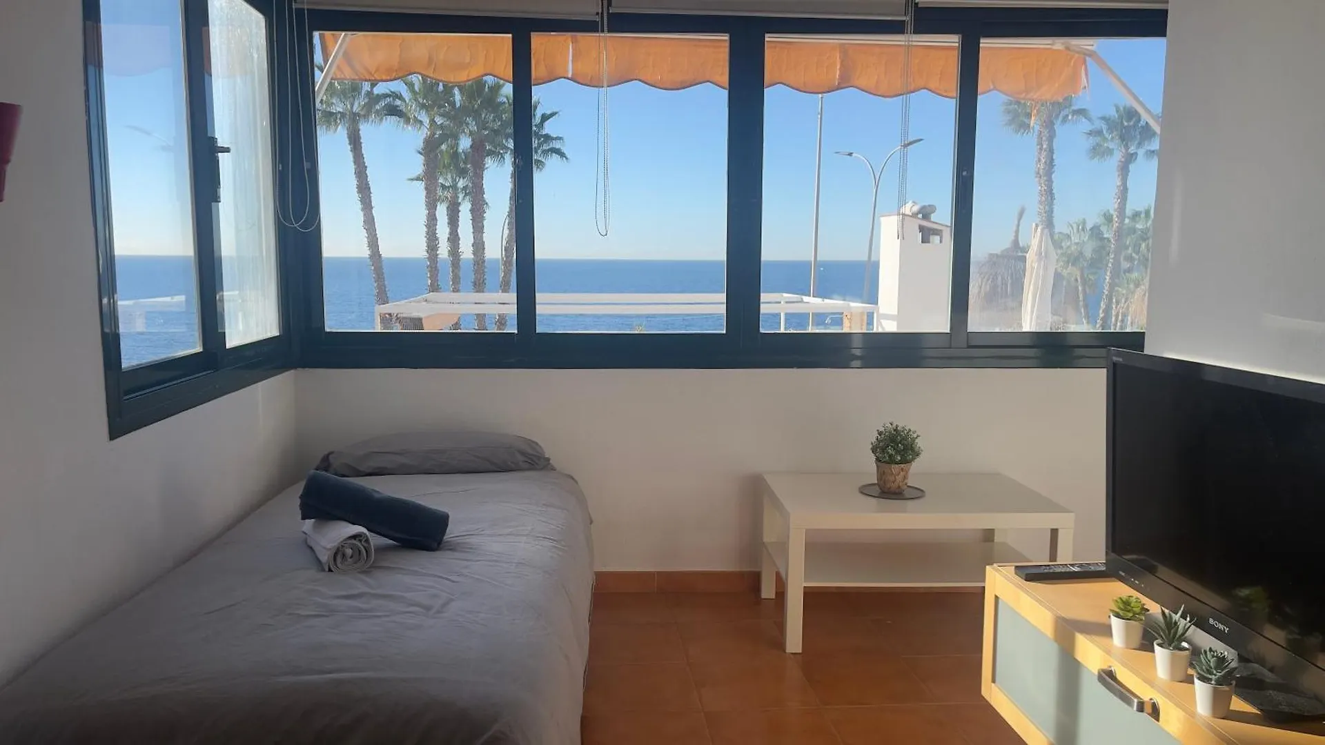 Apartmán Sunset Ocean View In Malaga Beach